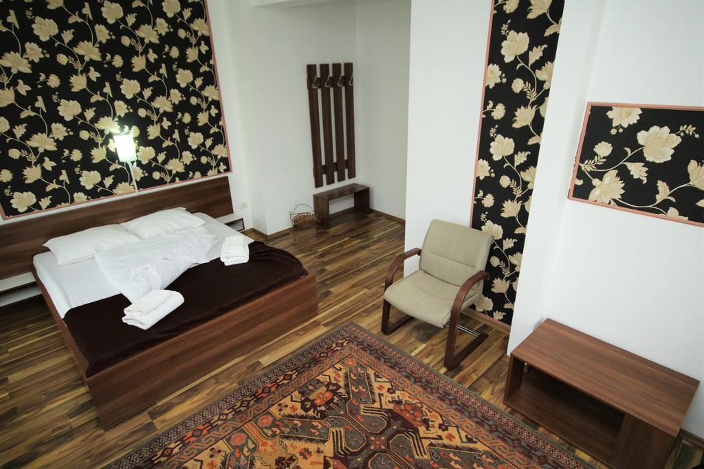 Pensiunea Eden Băile Olăneşti Zewnętrze zdjęcie