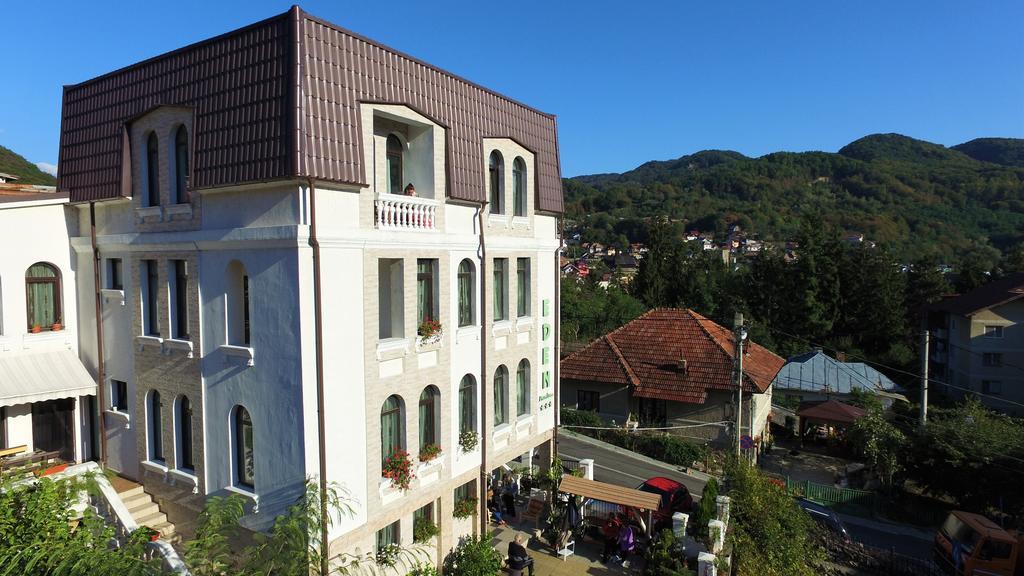 Pensiunea Eden Băile Olăneşti Zewnętrze zdjęcie